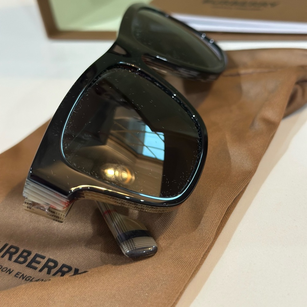 Burberry Sunglasses - New